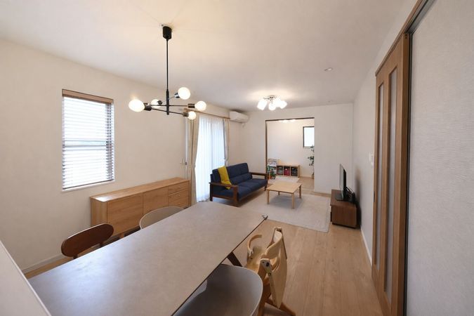 仁川町1丁目 戸建 リビング