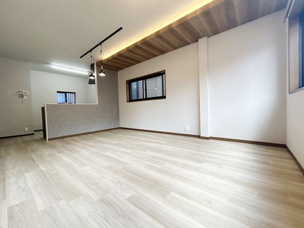城ヶ堀町 戸建て リビング 城ヶ堀町 戸建て リビング
