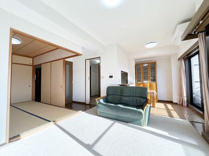 甲東園ガーデンハウス リビング