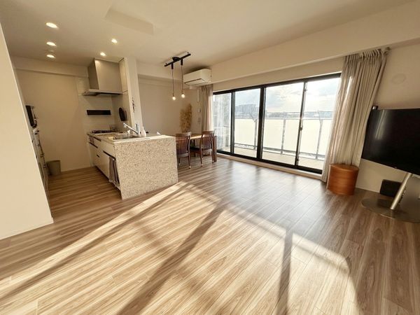 ヴェリテ千里青葉丘 リビング ヴェリテ千里青葉丘 リビング