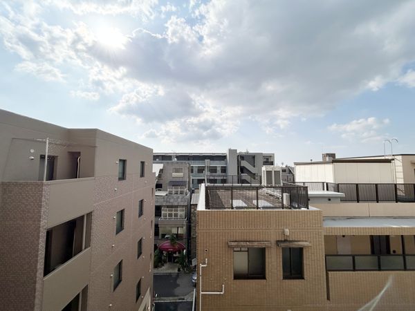 ロイヤル甲東園駅前 眺望 ロイヤル甲東園駅前 眺望