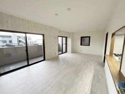 ロイヤル甲東園駅前 リビング ロイヤル甲東園駅前 リビング