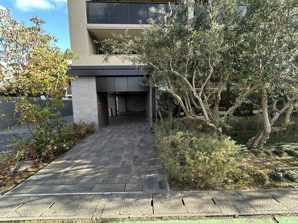 レ・ジェイド西宮北口樋ノ口町 エントランス レ・ジェイド西宮北口樋ノ口町 エントランス