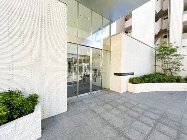 ライオンズ甲東園グランフォート エントランス