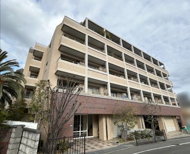 ロイヤル西宮中央公園 外観