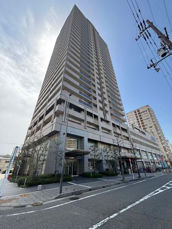 エイヴィスタワー西宮 外観