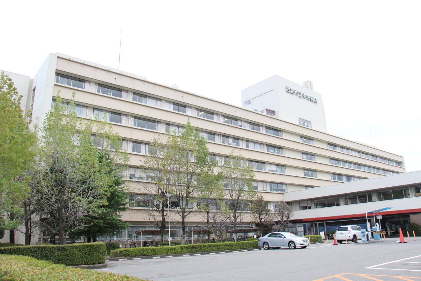 ロイヤル西宮北口センシア 西宮市立中央病院(約410m) 西宮市立中央病院(約410m)