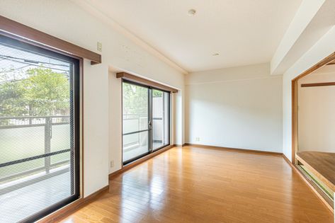 ステイツ甲東園フラッツ リビング