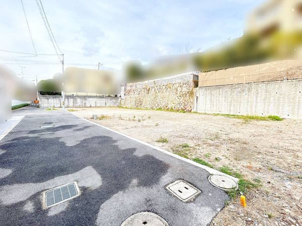 西山町 土地(B号地) 前面道路含む外観 西山町 土地(B号地) 前面道路含む外観