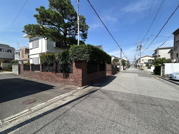 伊勢町2号地土地 前面道路含む外観 伊勢町2号地土地 前面道路含む外観