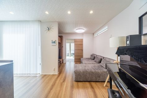 芦屋市東山町戸建て リビング