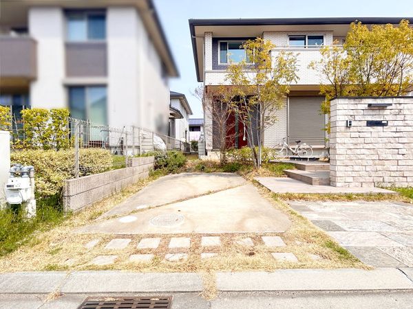 涼風町 戸建 駐車場