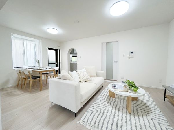 ロイヤル芦屋川 リビング