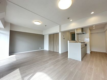 ローズハイツ芦屋 リビング
