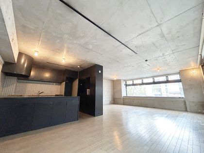 フリック・コート・アネックス リビング