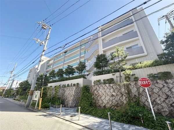 ユニハイム エクシア芦屋 外観
