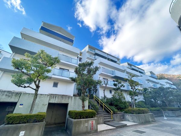 日商岩井芦屋ガーデンヒルズ B棟 外観 日商岩井芦屋ガーデンヒルズ B棟 外観