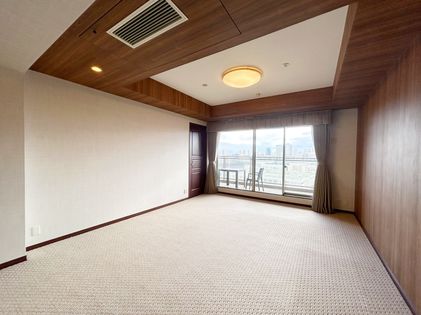 OAPレジデンスタワー 東館 リビング