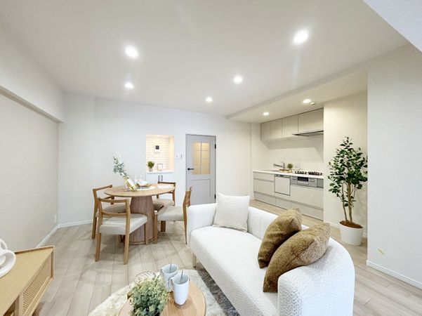 芦屋翠ケ丘パークマンション リビング