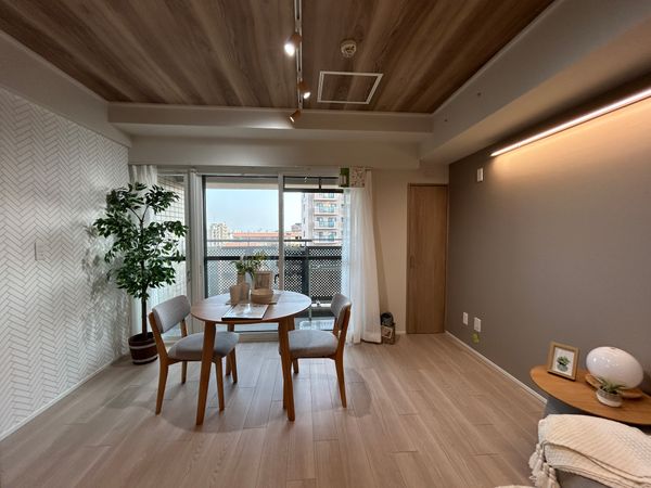 ラリーブ リビング ラリーブ リビング