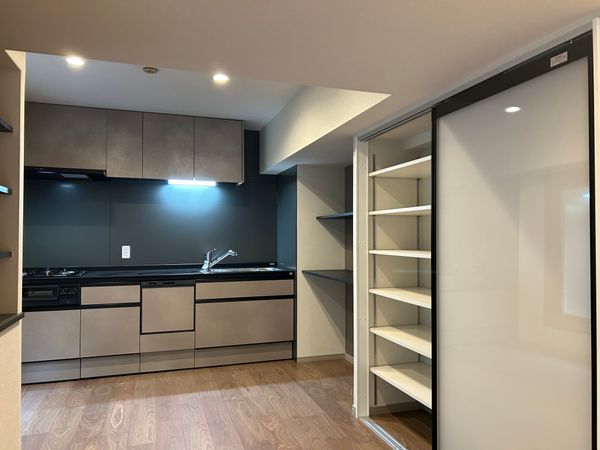 日商岩井芦屋翠ヶ丘マンション キッチン 日商岩井芦屋翠ヶ丘マンション キッチン