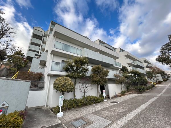 日商岩井芦屋ガーデンヒルズ H棟 外観 日商岩井芦屋ガーデンヒルズ H棟 外観
