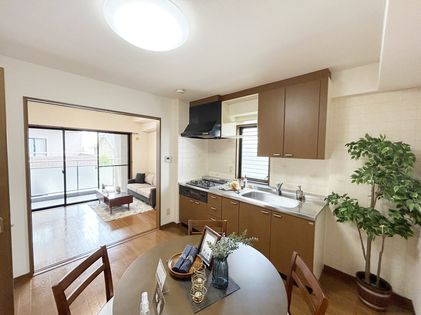 CORE芦屋呉川 リビング