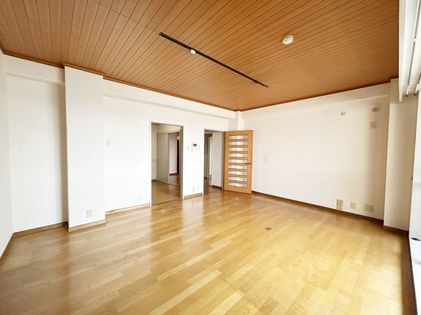 白鷹甲子園マンション リビング