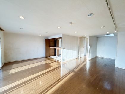 進和北楠アーバンライフ リビング