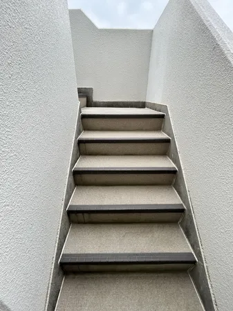 共用階段