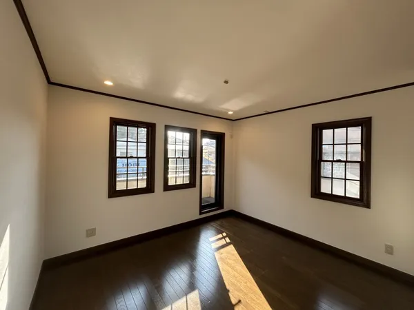 2階　約7.3帖の洋室