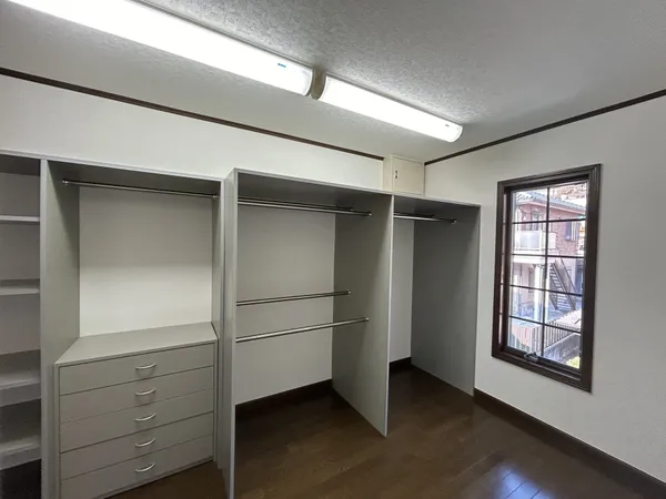 約6.2帖のウォークインクローゼット