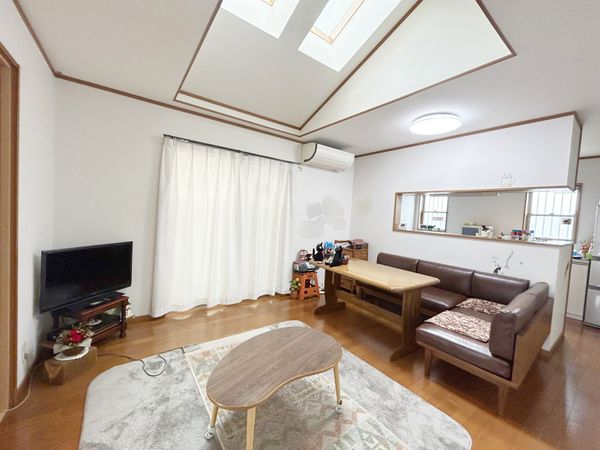 奈良市三碓2丁目 リビング