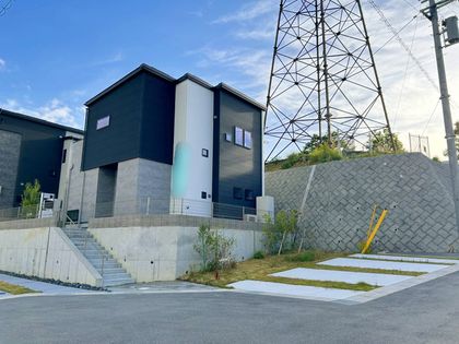 奈良市北登美ヶ丘6丁目 外観