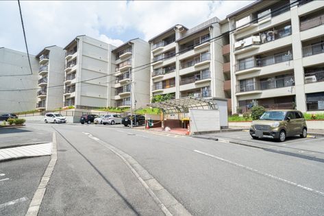 エクセルハイツ学園前朝日元町 B棟 外観