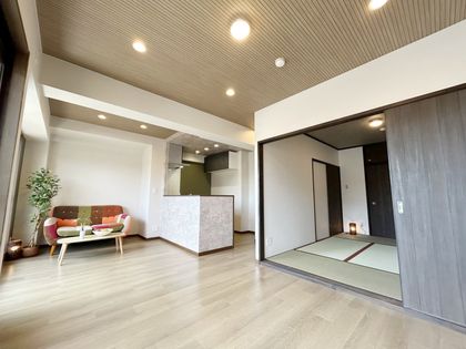 ヴィルヌーブ学園前2メヌエット リビング