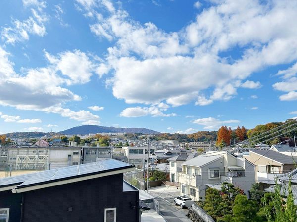 ロイヤルヒルズ富雄 G棟 眺望