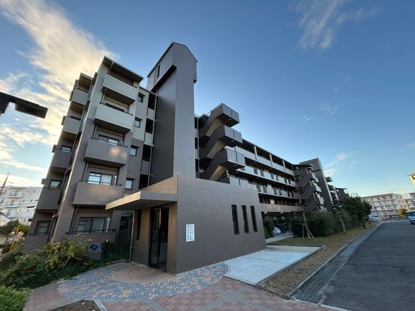 ローレルスクエア高の原 4番館 外観 ローレルスクエア高の原 4番館 外観