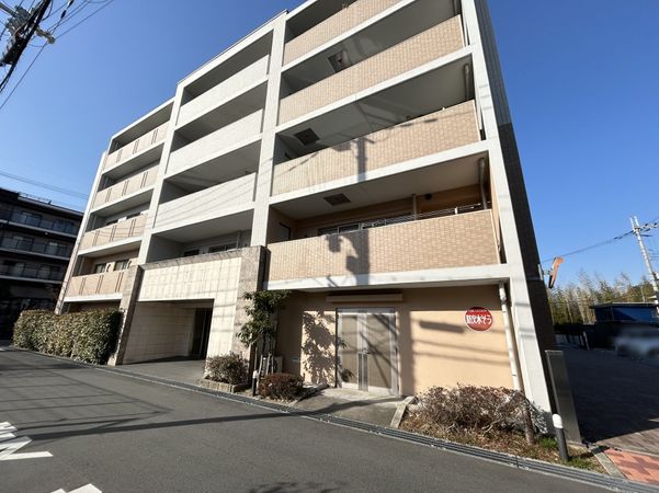 ディークラディア学園前ブライトコート 外観