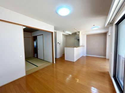 グラン・コート富雄 リビング