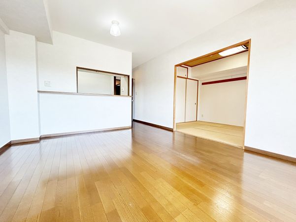 ライオンズマンション富雄 リビング ライオンズマンション富雄 リビング