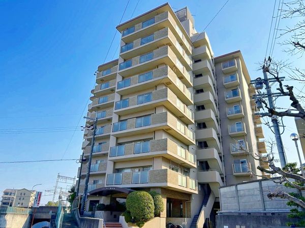 シャンティー西大寺 外観