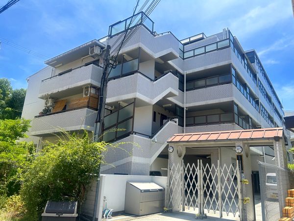 レピックス学園前 外観