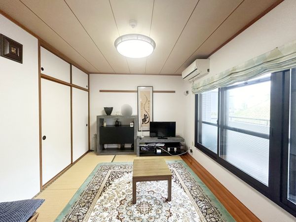 レピックス学園前 室内