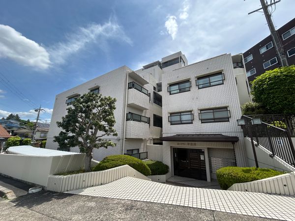 オーブラン学園前 外観 オーブラン学園前 外観