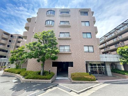 ヴェルナール富雄 弐番館 外観