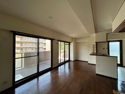 ヴェルナール富雄 壱番館 室内