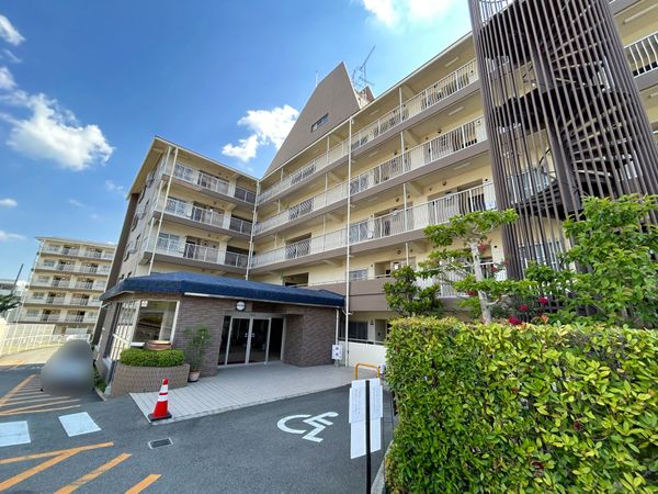 学園前ガーデンハイツ 外観