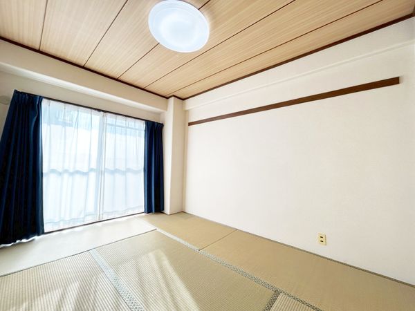 学園前ガーデンハイツ 室内