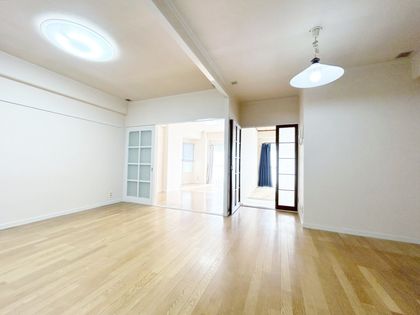 学園前ガーデンハイツ リビング